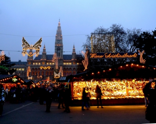 Vánoční trh na Rathausplatz se koná už od roku 1772 a má opravdu neopakovatelnou atmosféru