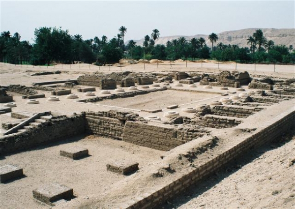 Palác Nefertiti stojí za návštěvu