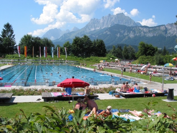 Vodní radovánky na vás čekají v Panorama Badewelt v St. Johann in Tirol