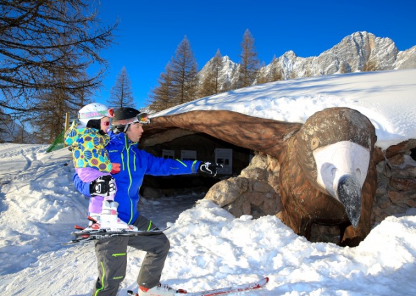 Na Rittisbergu můžete s dětmi absolvovat pohádkovou trasu na lyžích